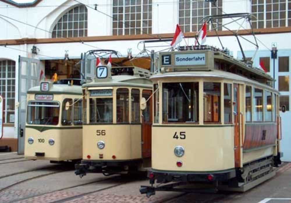 Freiburg Stadtrundfahrt mit historischer Tram